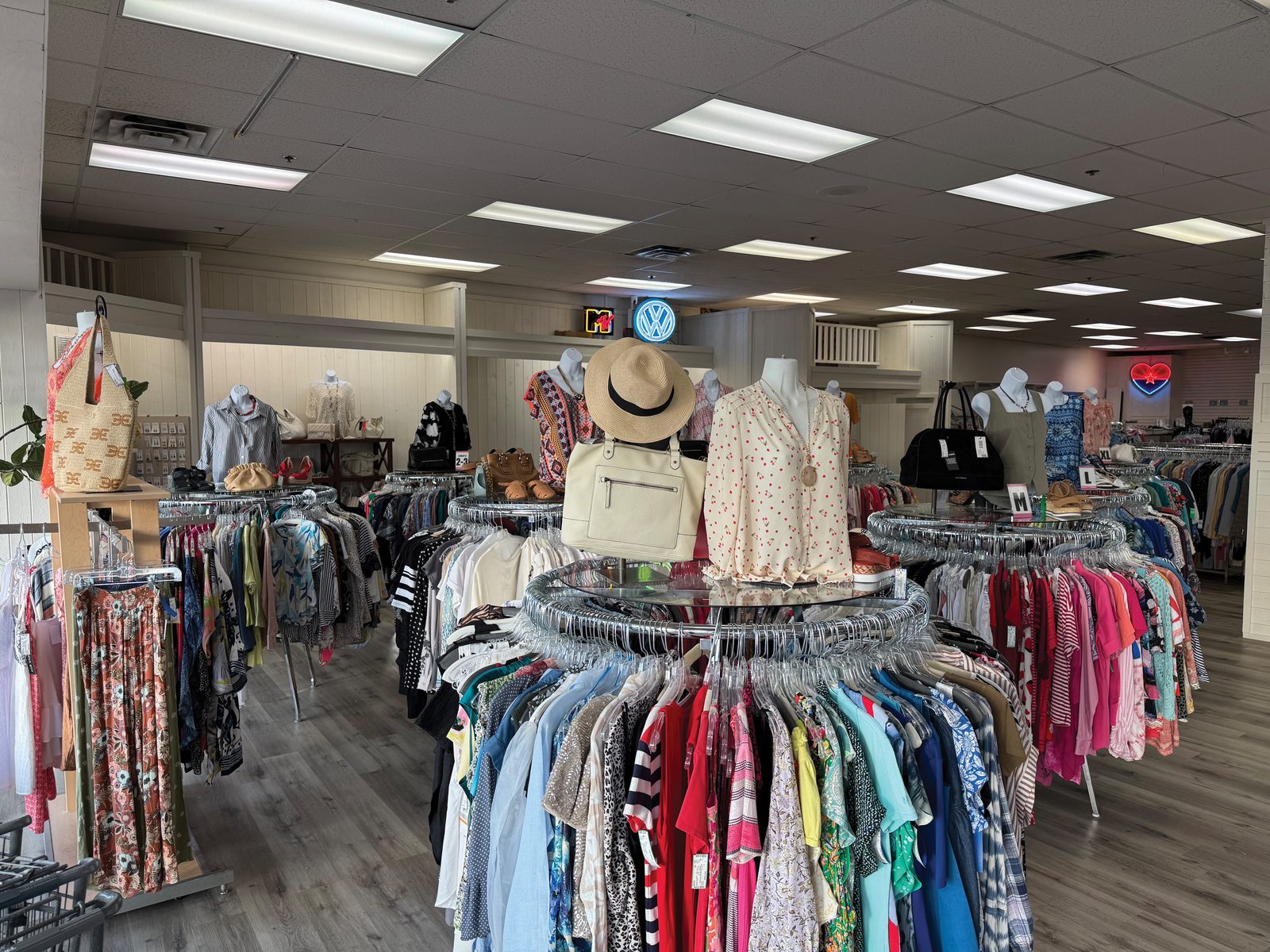 Sweet Repeats Opens New Mesa Location